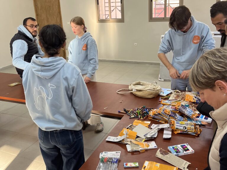 equipe Maro'Cap à l'internat de Tabant