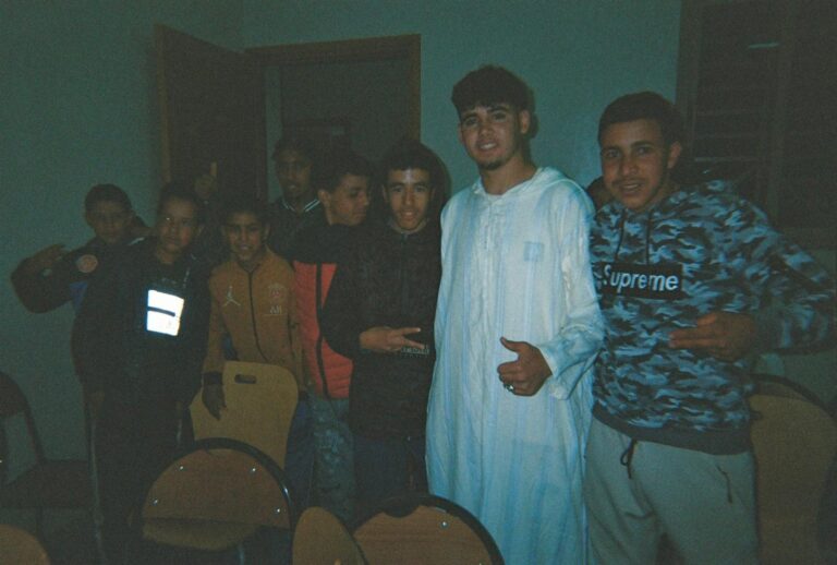 lors d'une soirée folklorique avec Maro'Cap